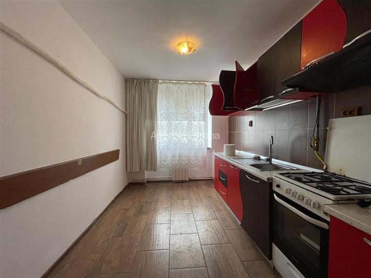 Apartament cu 4 camere de vanzare zona centrala Tulcea - 5