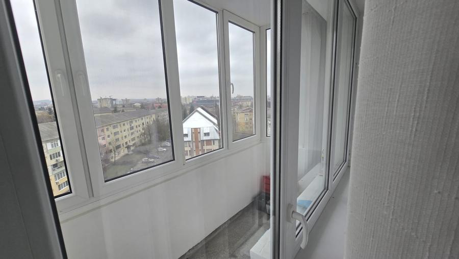 Apartament 2 camere, 44 mp, zona Victor Babes