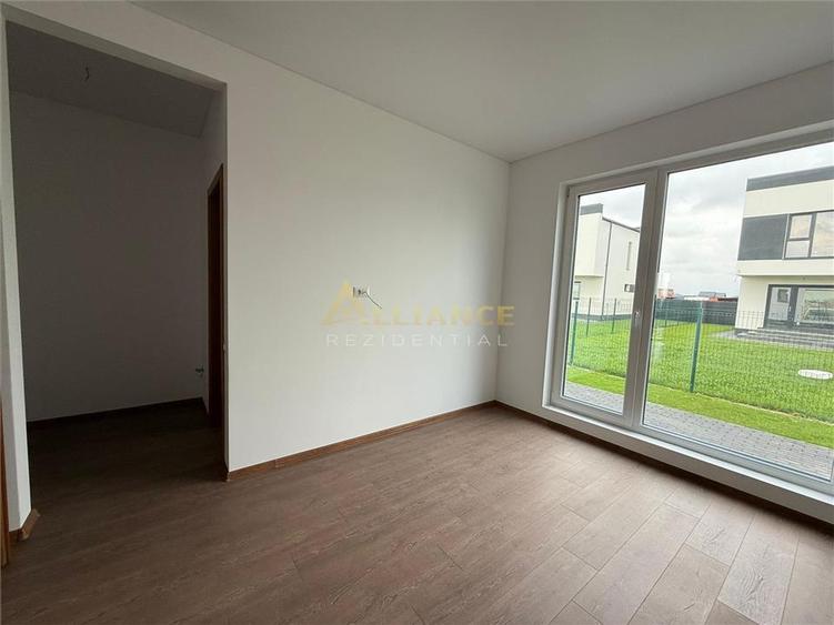 Casa moderna parter / 3 Camere / 2 Bai / Dressing / 2 minute STV