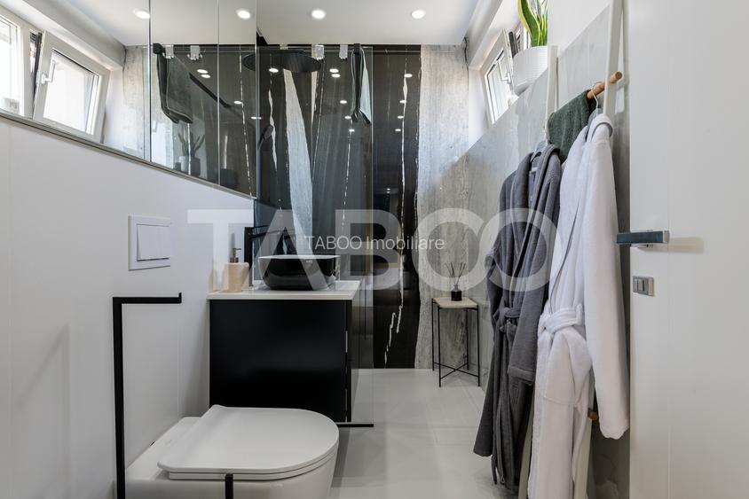 Apartament de lux de vanzare cu 3 camere cu gradina de 200 mp