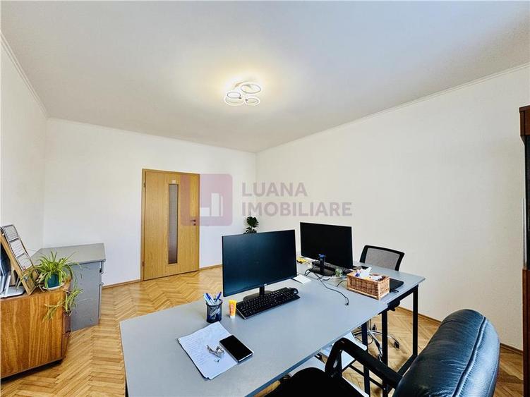 Casa individuala | suprafata utila 360 mp | teren 430 mp | Calea Poplacii