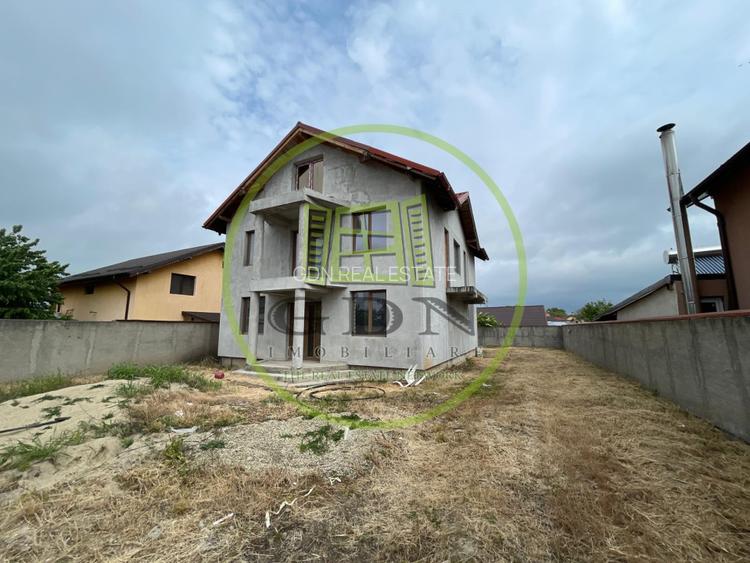 Casă semifinisată P+1 cu teren de 710mp în proximitatea centurii de Nord Craiova - 2