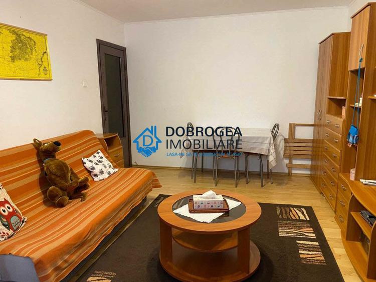 C 5- APARTAMENT CU 3 CAMERE DECOMANDAT