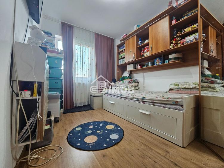 3 CAMERE | MICRO 8 | ETAJ 2 | LÂNGĂ MED LIFE | MOBILAT & UTILAT
