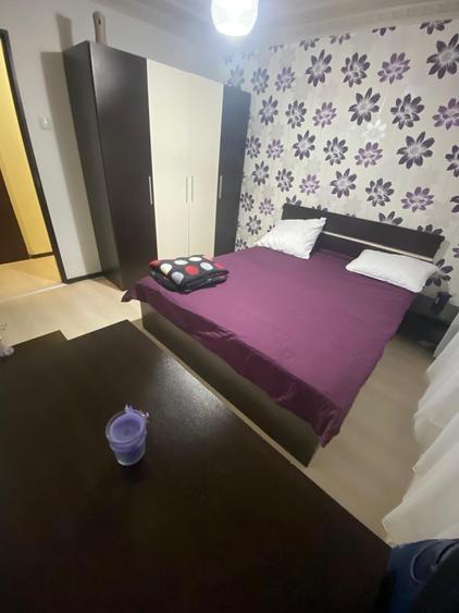 Vanzare apartament 3 cam cf 1 dec et 3/8 mobilat Margeanului sector 5