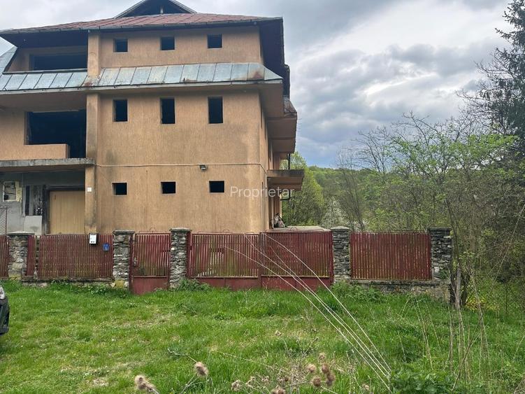 Imobil comercial/turistic S+P+2 - oportunitate investitie Muereasca ( Valcea)  - 3