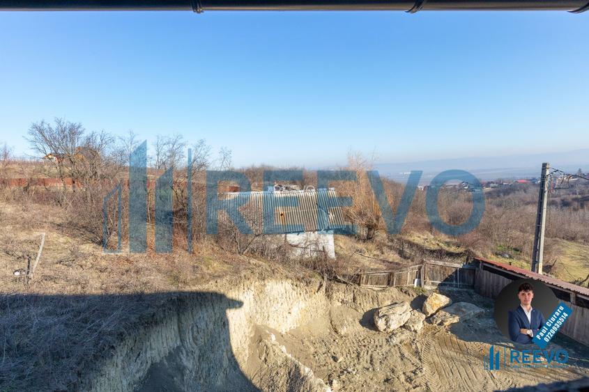 Pensiune/Vilă la roșu P+E+M în Sărata - 28