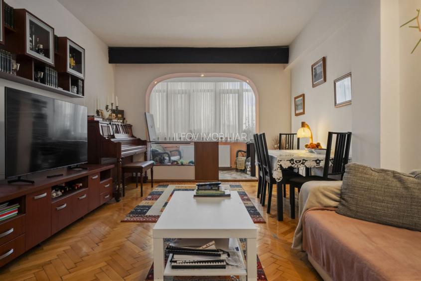 Apartament 3 camere Pta Romana, vedere spre parcul din spate, spatios decomandat - 2