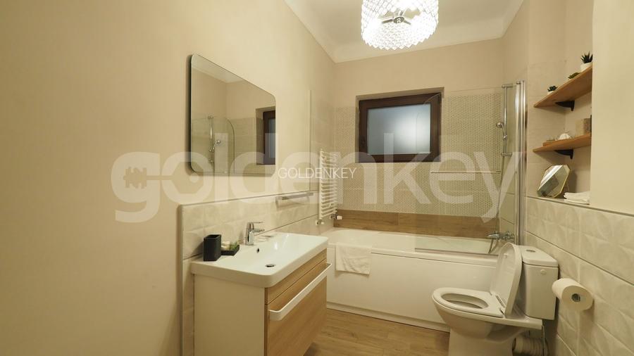 Apartamen spatios cu 4 camere langa parc - 11