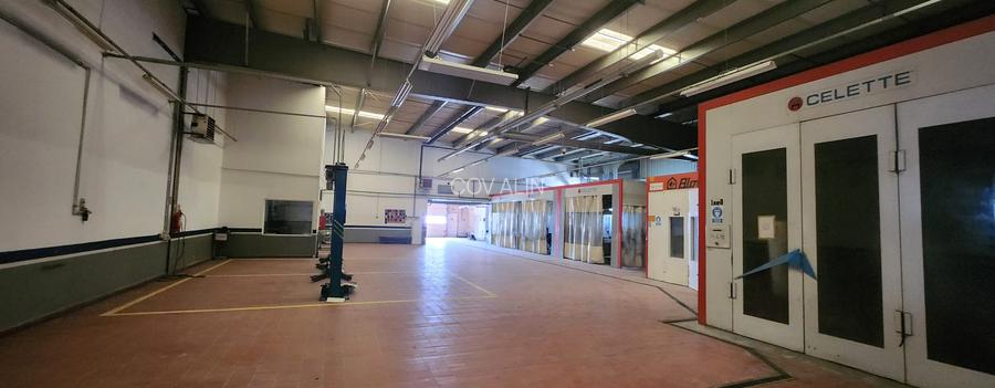 Showroom auto suprafata 6.500 mp, teren 15.000 mp cu deschidere 90 ml la DN 1. - 35