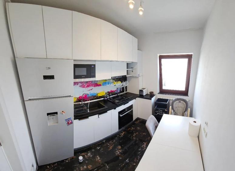 COMPOZITORI APARTAMENT CU 3 CAMERE MOBILAT SI UTILAT - 9