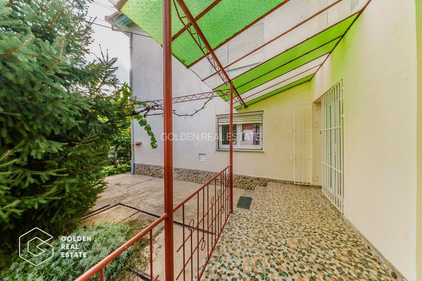 Vila superba, P+E,  Cuvin, 9 camere, 200 mp si teren 1300 mp plus anexa 3 camere - 31