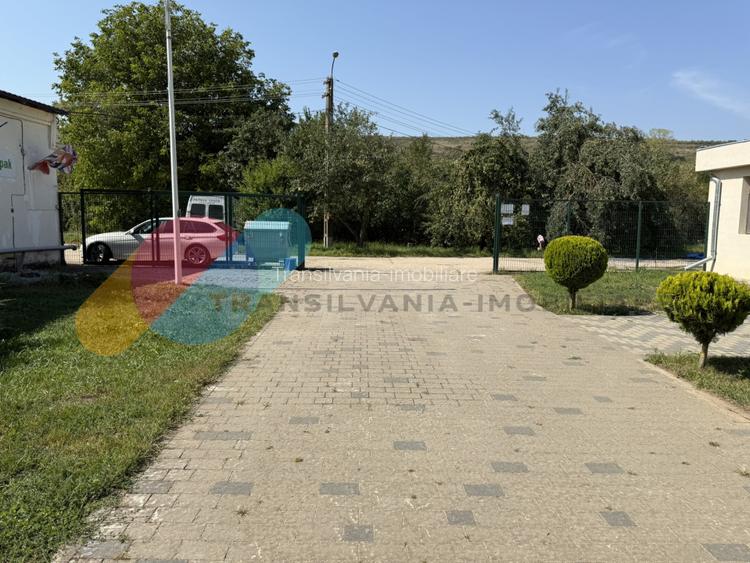 Complex industrial de vanzare – 2 hale productie + cladire birouri + parcare, ac - 18