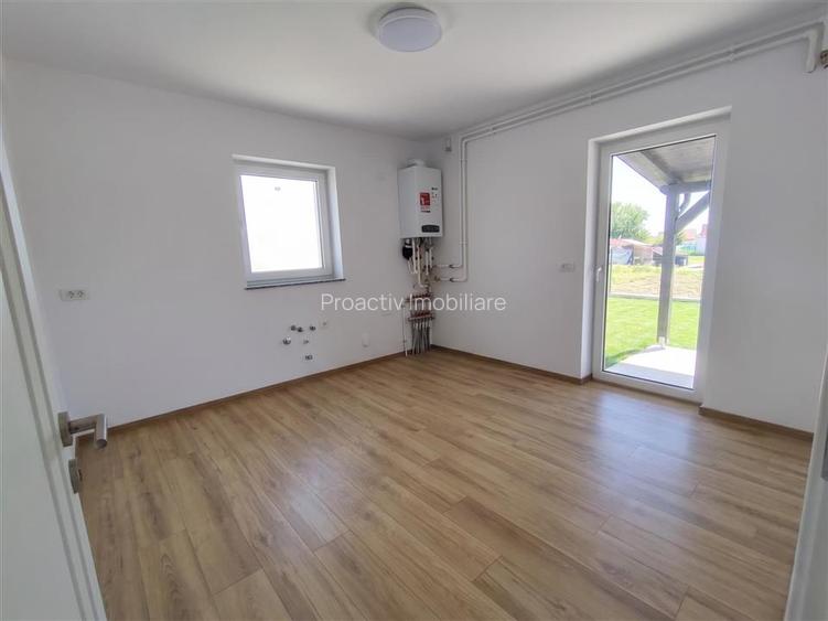 Duplex | Ipotesti | 115mp utili | C-5581 - 5