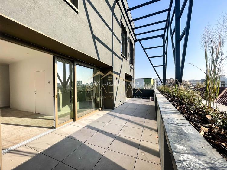 Impressive Penthouse-Triplex ** Green Building***/ 3 parking / Stefan Cel Mare - 13