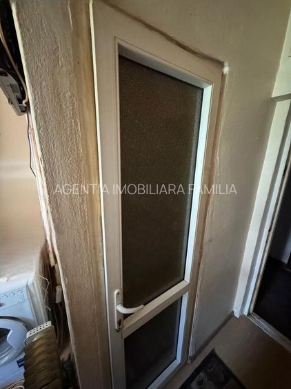 11.500 Euro Garsonieră de vânzare – Micro 19, etaj 2/4 - 4