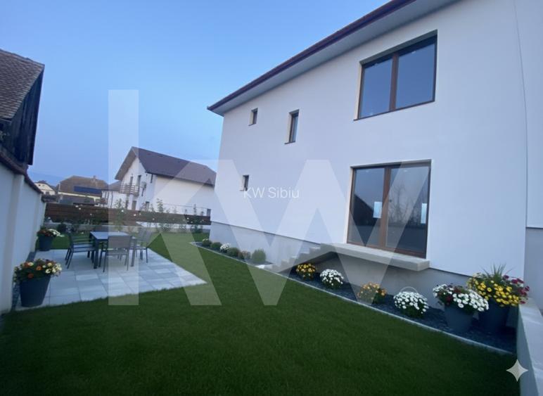 Casa 4 camere de vanzare 117 mpu teren liber 230mp Sibiu in Sura Mica - 6