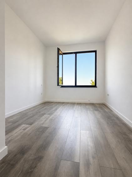 Casa de vanzare , tip duplex