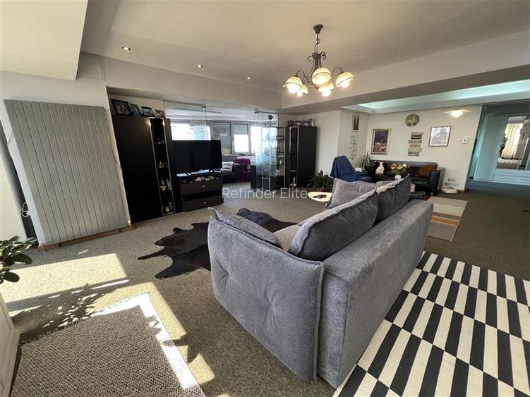 Vanzare penthouse Armeneasca - Str. Toamnei | 243 mp utili plus terasa 240 mp | - 4