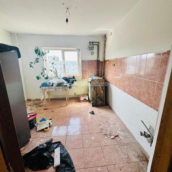 2 camere, 9/10, bloc M.A.P.N.-Drumul Taberei -Favorit - 11