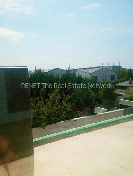 Vila Tunari str. Paris, 5 camere, curte 300  mp, 400 mp construiti - 14