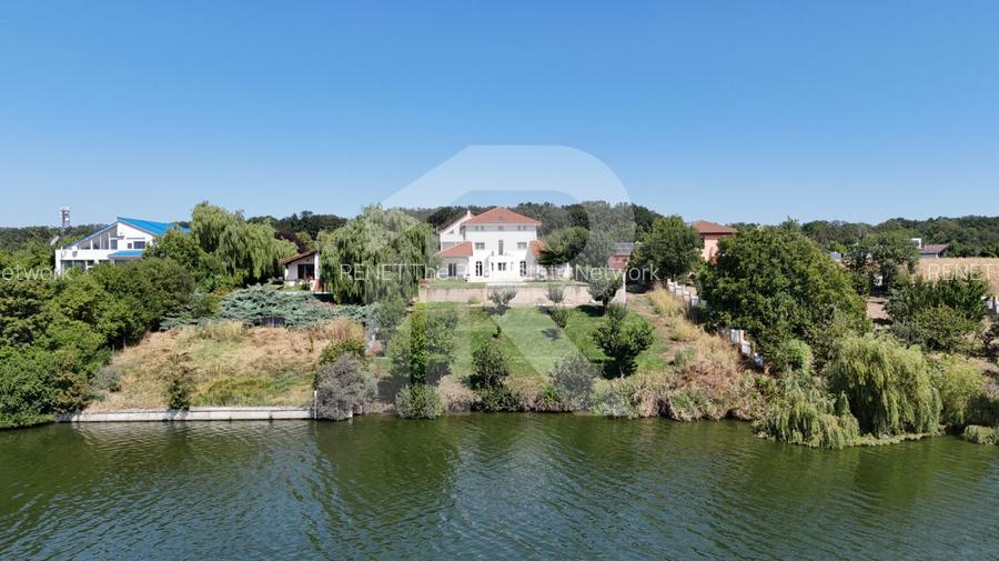 Vilă elegantă cu piscină și ieșire la Lac – Căciulați, Balotești - 2