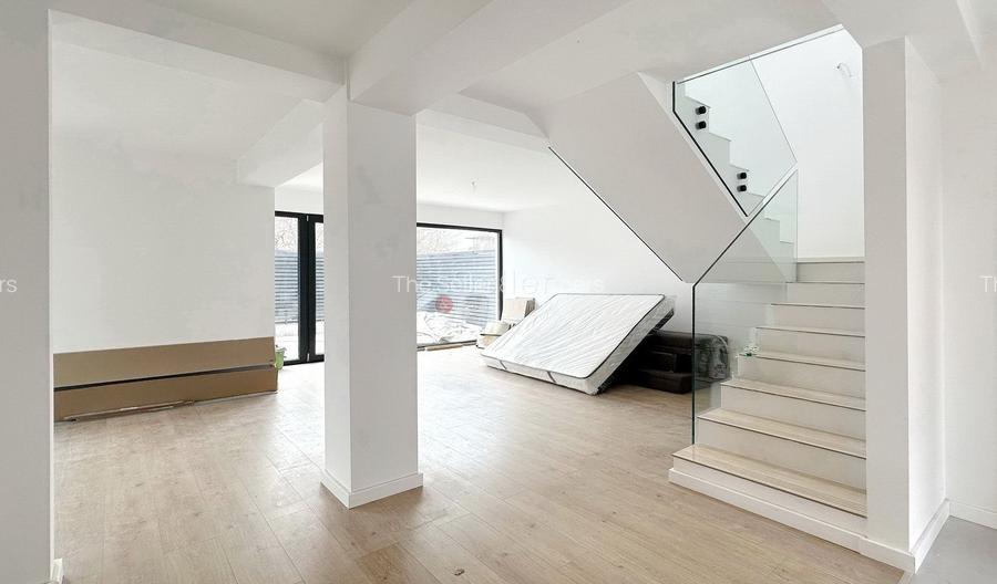 Suprafete Vitrate Mari - 4