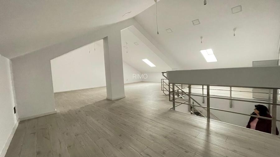 VILA DE INCHIRIAT PARCARE   BIROURI ZONA  PIPERA - 15