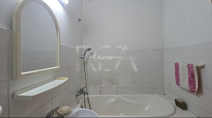 Garsonieră, etaj 2/4, Valea Ialomiței - 11