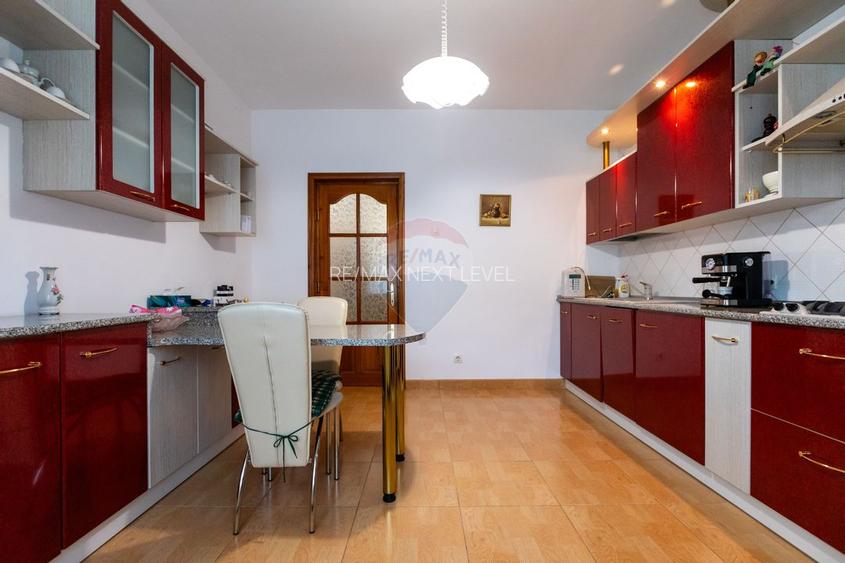 Casa / Vila D+P+1 cu 5 camere de vanzare, strada Slatinei, Luncani - 9