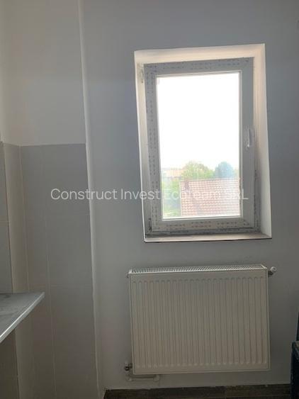 Apartament 2 camere Miroslava, 100 ml de statia de autobuz, str C-tin Langa 40 - 6