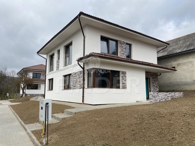 Vânzare casa individuală Chinteni, 600 mp teren - 2