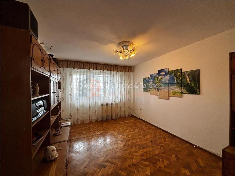 Apartament 2 camere cf 1 decomandat zona Micro 5 - 3