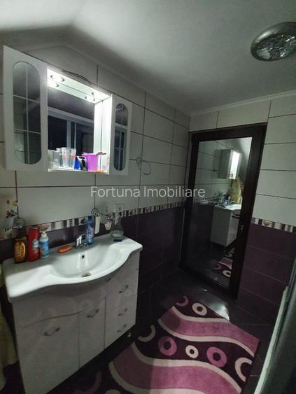 Vila P+M, si spatiu comercial - 8