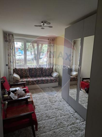 Apartament cu 3 camere de închiriat - 11