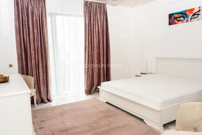 Rafinament la înălțime – Apartament Premium cu Piscină, (Parcare inclusa)(AXV28) - 9