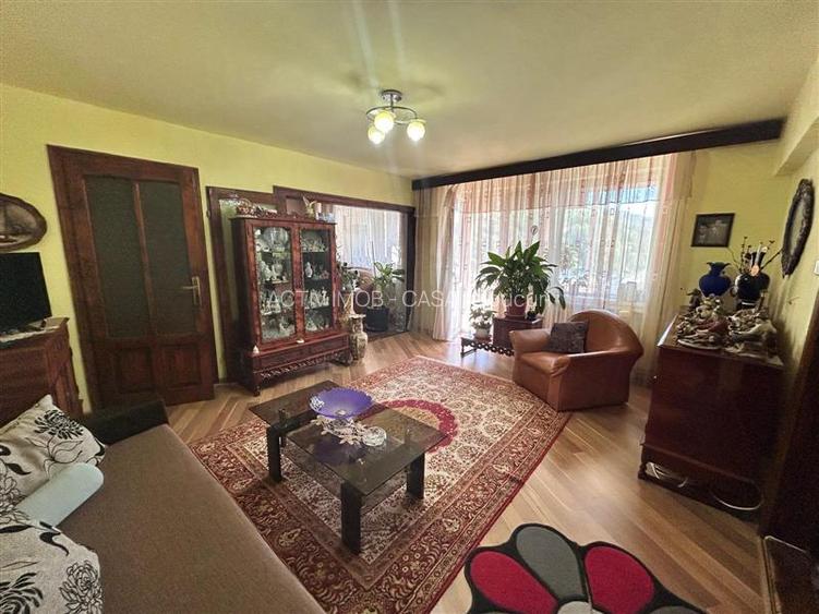 Resita, 4 Cam, cf.1 Sporit, semidec.Ultracentral. - 3