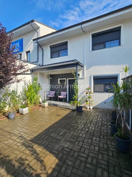 Casa modernă, complet mobilată și utilată, cu panouri solare, direct proprietar - 10