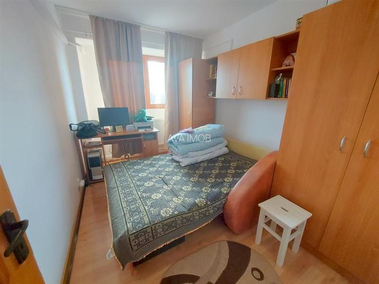 Apartament 3 camere decomandat, zona Mioritei - 7