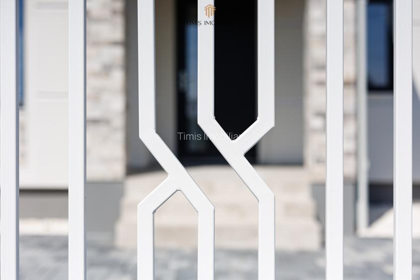 Casa individuala | 4 dormitoare, garaj si teren de 1.000 mp | Com 0% - 21