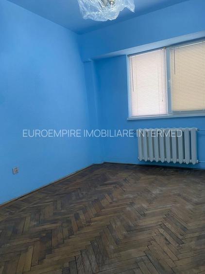 Apartament 2 camere decomandate zona Cet - 10