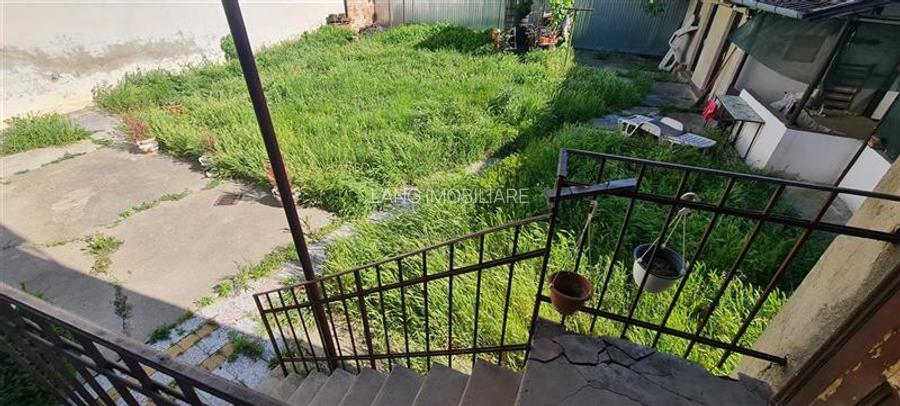 CASA DEOSEBITA IN ZONA CENTRALA - 11