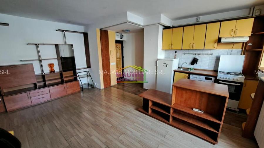 P=TA AMZEI /ULTRACENTRAL - 8