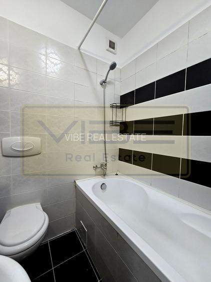 Copou-Parcul Copou/Universitate -Bloc nou - 3 camere  -parcare privata ! - 18