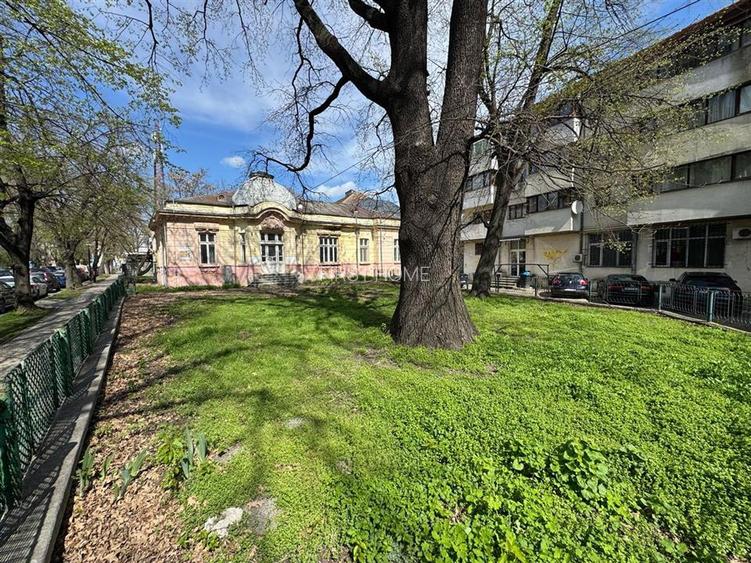 Teren 872 mp +cladire 328 mp, ULTRACENTRAL str Simion Barnutiu - 4