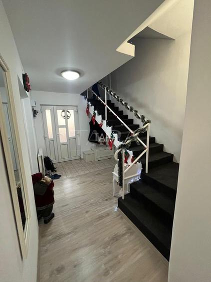 Vanzare casă cu 6 camere,  zona Someseni, central. Ideal familie. - 9