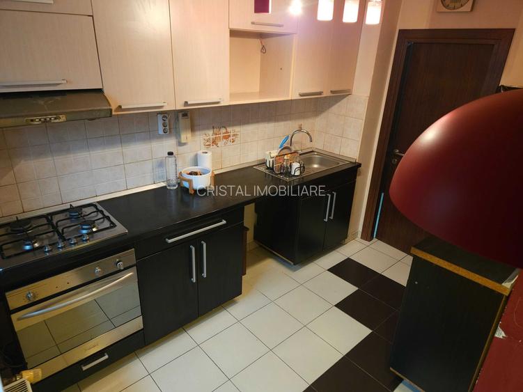 Vanzare apartament 3 camere Titan- Aleea Giurgeni, boxa, posibilitate centrala - 5