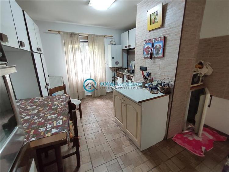 Royal Imobiliare - Vanzare Apartament zona Marasesti - 7