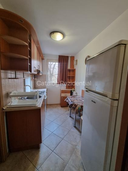 Apartament cu 2 camere de vanzare in zona Drumul Taberei metrou Favorit - 15
