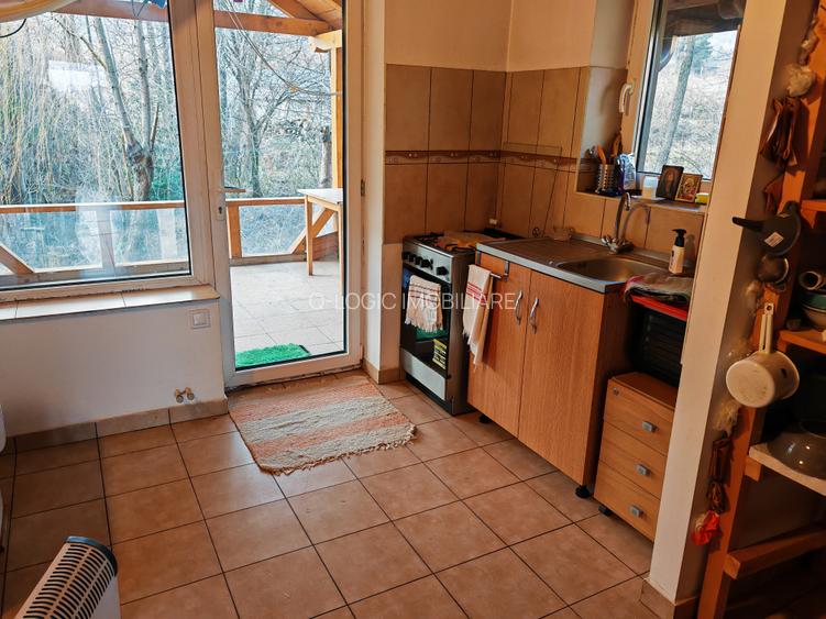 Casa 4 camere libera la vanzare, pozitie deosebita VULCAN - 24